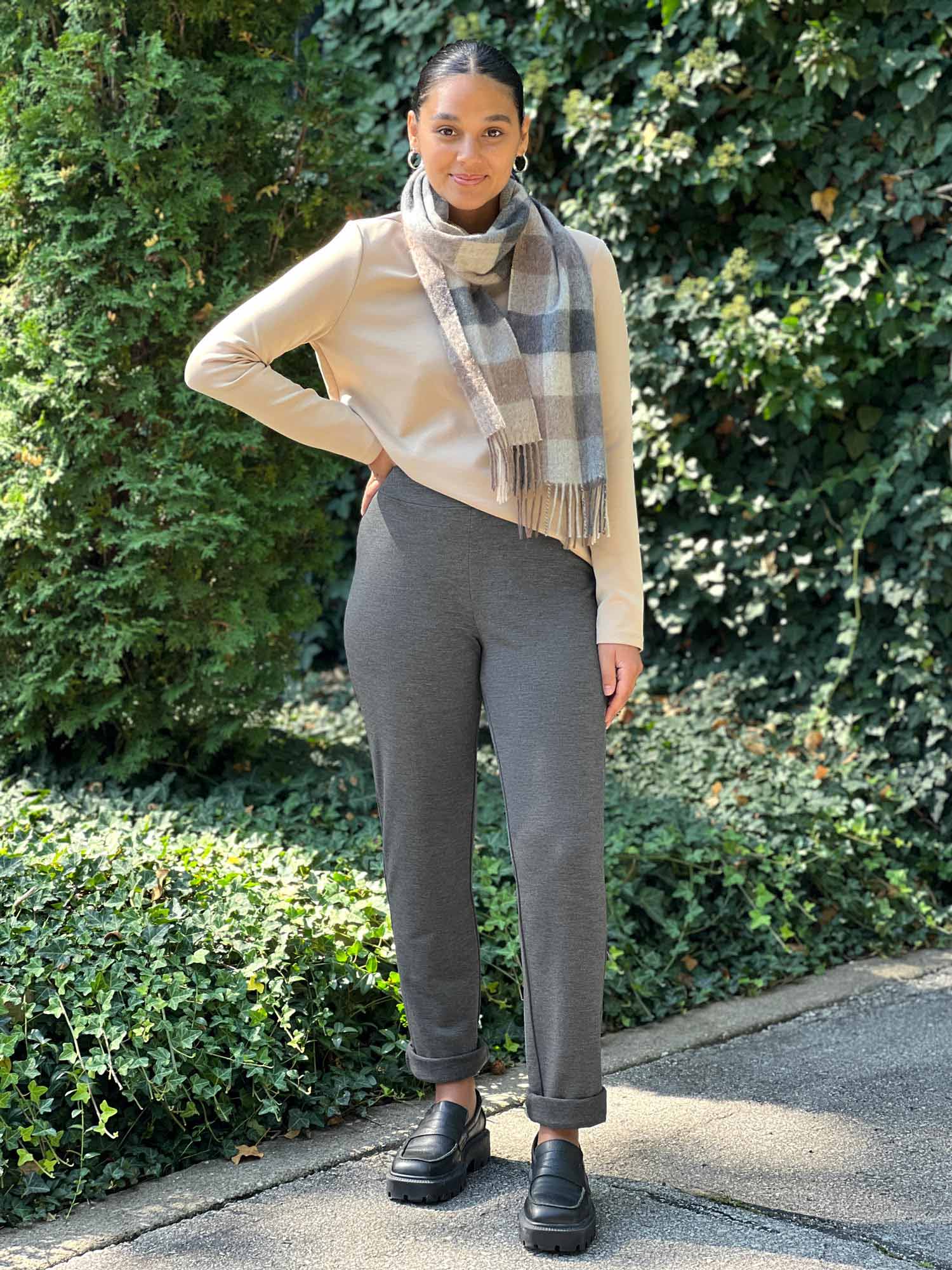 5 Ways to Style Black Pants for Work - Loverly Grey  Wide leg pants outfit  work, Wide leg pants outfit, Pants outfit work