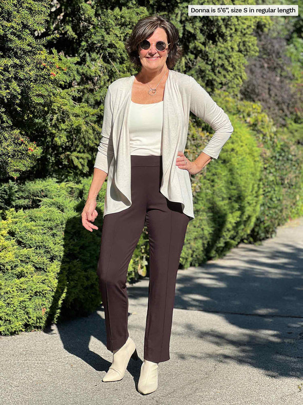 Workwear (and life) Must: Drawstring Pants - The Motherchic