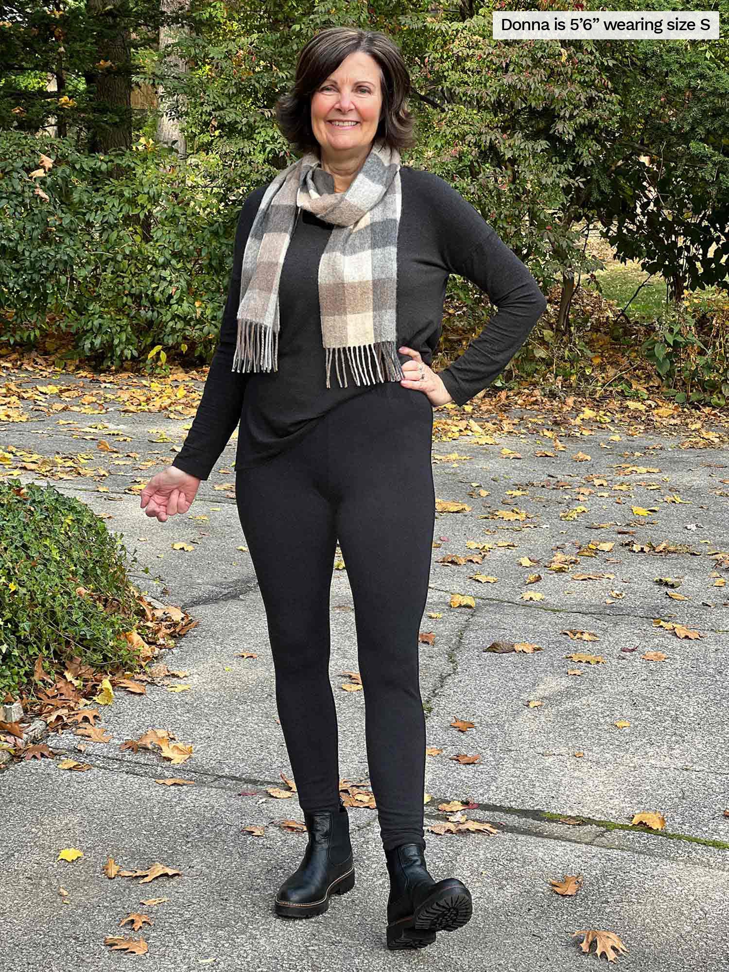 Buy Solid Mid-Rise Leggings with Elasticated Waistband and Cutout Detail