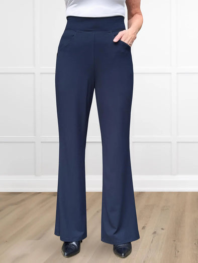 A closeup image of Miik's Reed high waisted pant with pockets in navy #color_navy