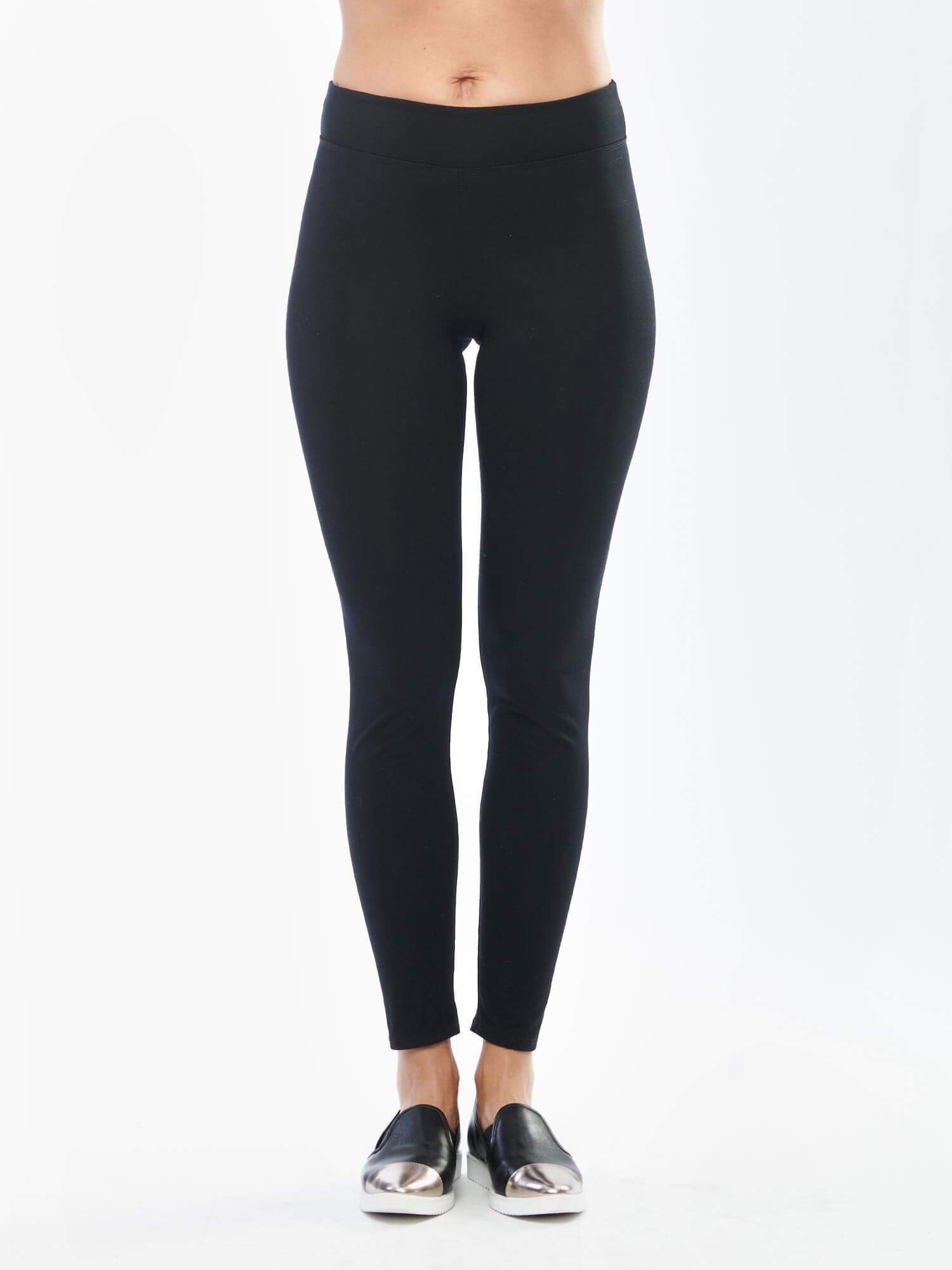 Lucy Activewear Powermax Black Perfect Core Pants, Full Length, Size Medium  - Conseil scolaire francophone de Terre-Neuve et Labrador